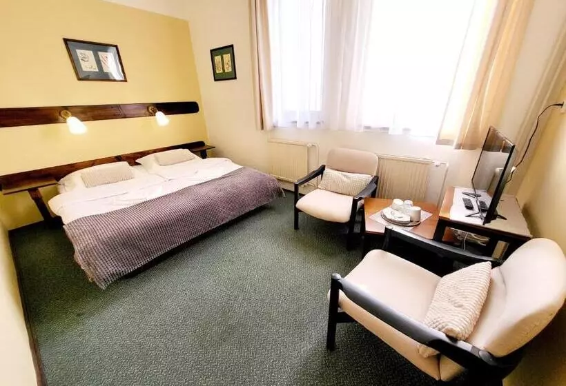 Majatalo Penzion Bazalka