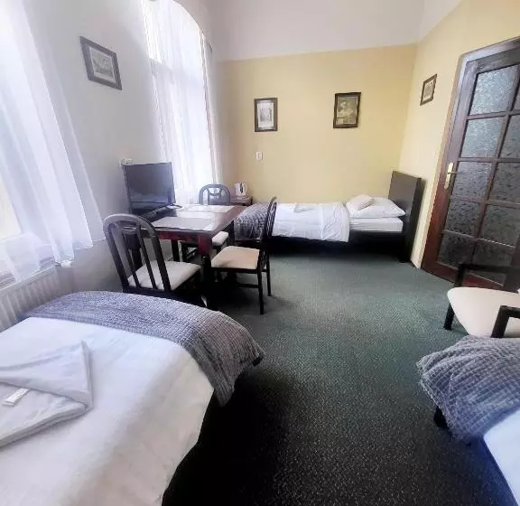 Majatalo Penzion Bazalka