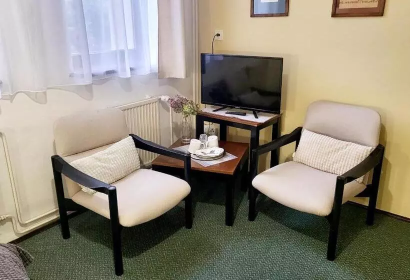 Majatalo Penzion Bazalka