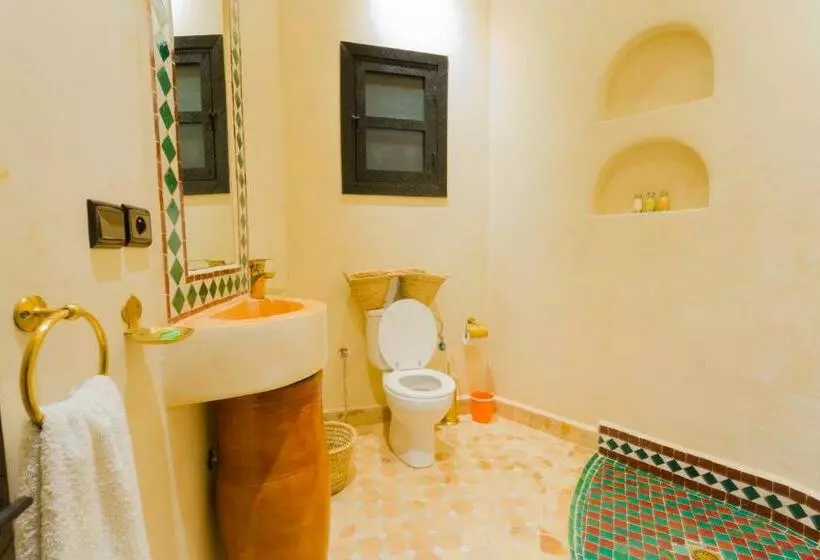 Retkeilymaja Dar Ikalimo Ourika