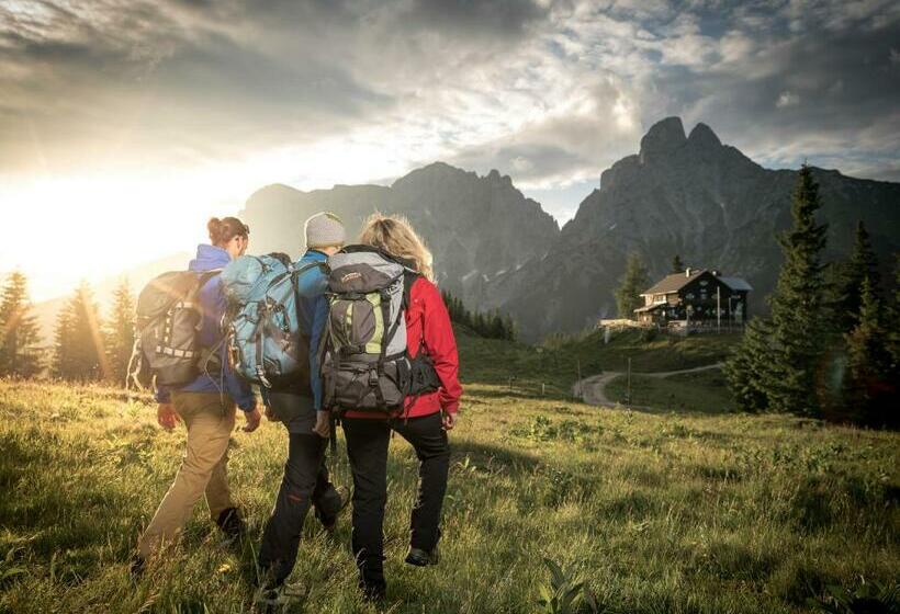 Retkeilymaja Gasthof Zeiser