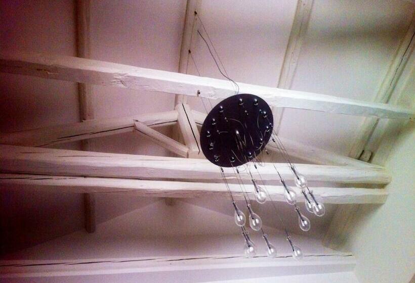 住宿加早餐  Efamoresca