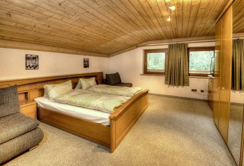 تختخواب و صبحانه Haus Brandner