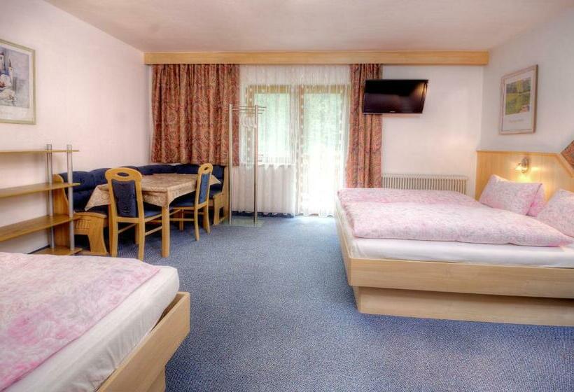 تختخواب و صبحانه Haus Brandner