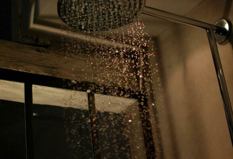 مبيت وإفطار L Ecole Des Garçons