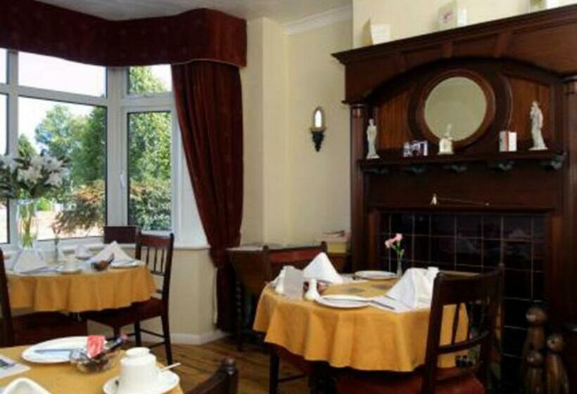 膳宿费 Charnwood Guest House