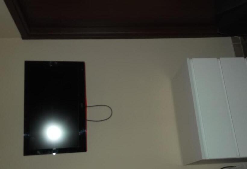 بنسيون Locanda La Cascina