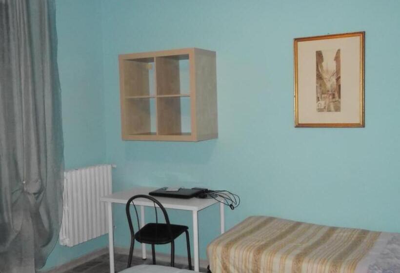 بنسيون Locanda La Cascina