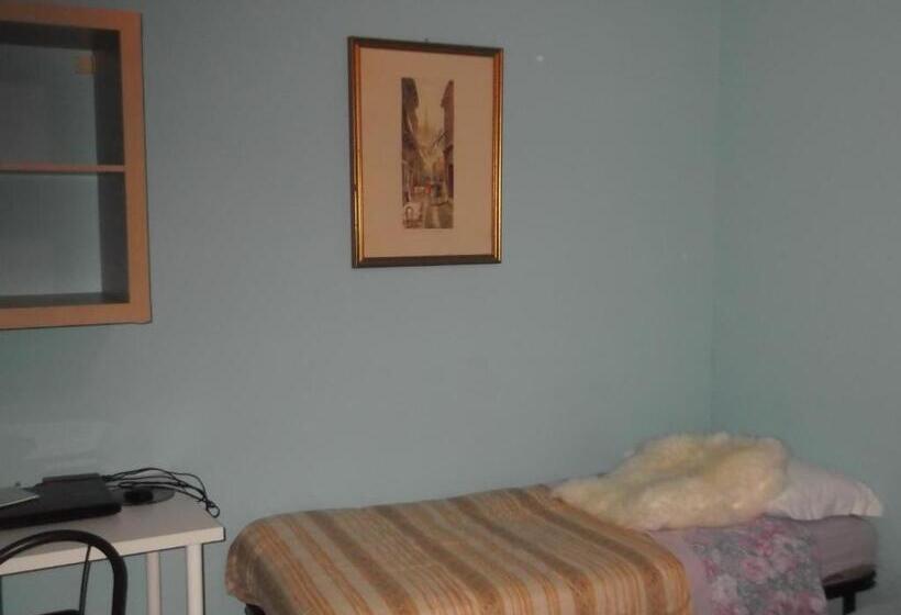 بنسيون Locanda La Cascina