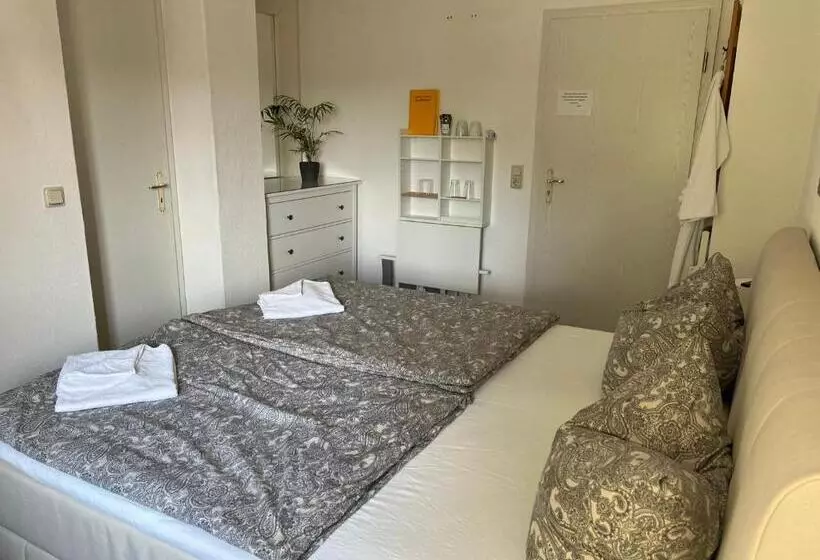 Pension Zur Wartburg