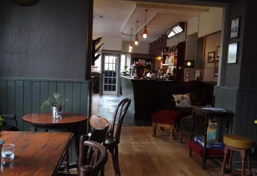 Retkeilymaja The Dundry Inn