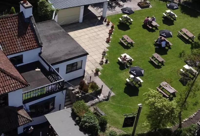 Retkeilymaja The Dundry Inn