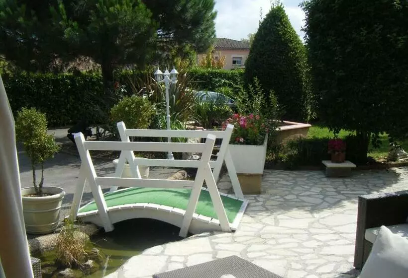 Aamiaismajoitus (B&B) Chambres D Hôtes Au Clos Saint Georges