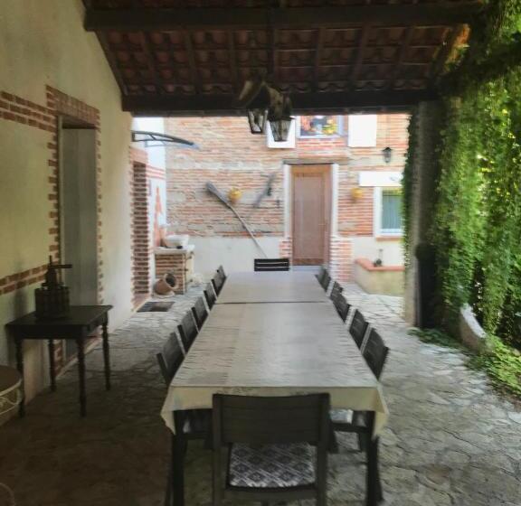 住宿加早餐  Chambres D Hôtes Au Clos Saint Georges