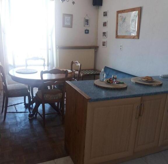 مبيت وإفطار Chateau View Chambres D Hôtes