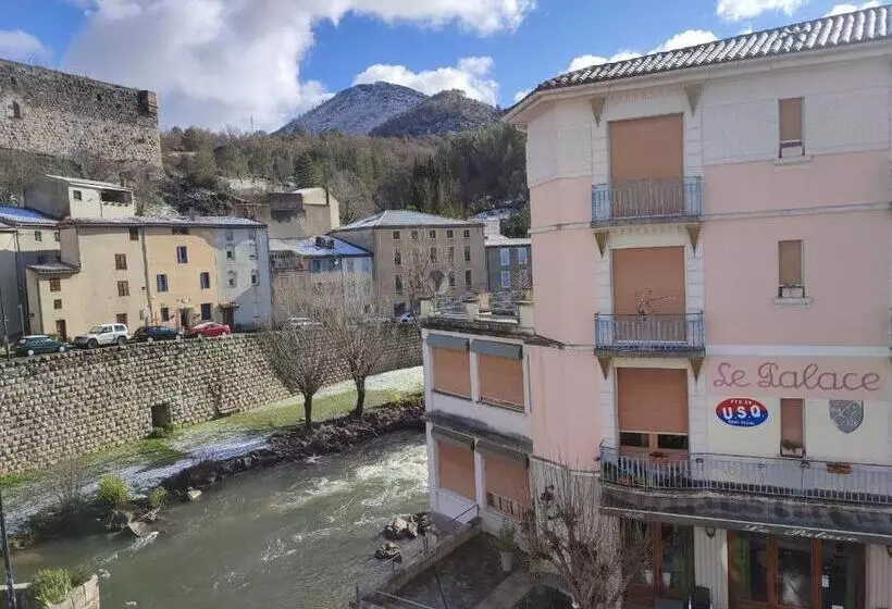 ベッドアンドブレックファースト Chateau View Chambres D Hôtes