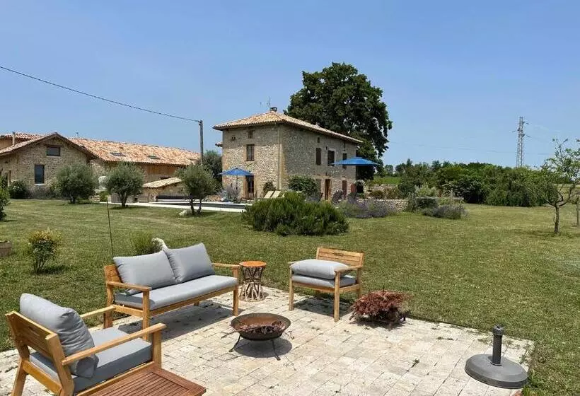 Aamiaismajoitus (B&B) Gites&chambres D Hôtes Les Granges Du Fournel