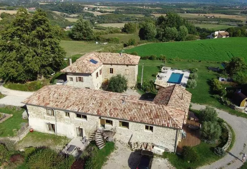 Aamiaismajoitus (B&B) Gites&chambres D Hôtes Les Granges Du Fournel