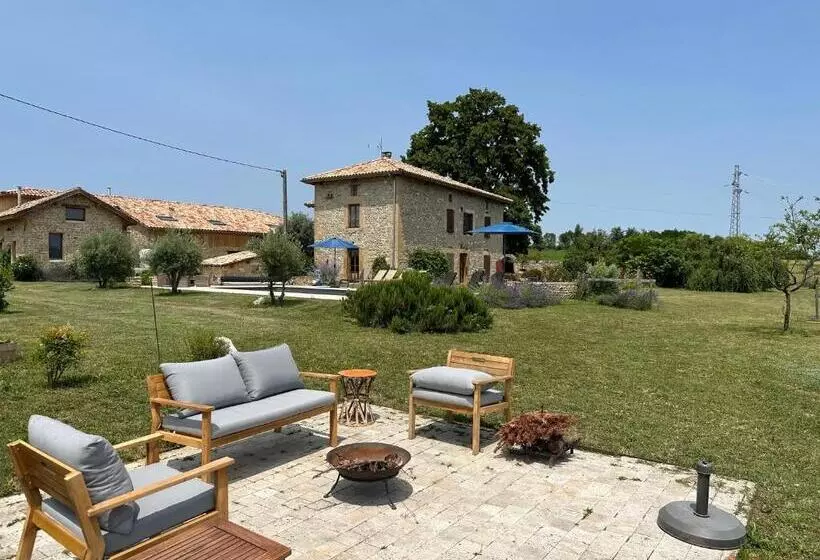 Aamiaismajoitus (B&B) Gites&chambres D Hôtes Les Granges Du Fournel