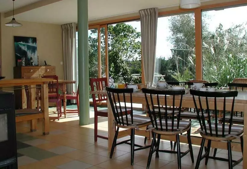 Aamiaismajoitus (B&B) Invitation Au Rivage