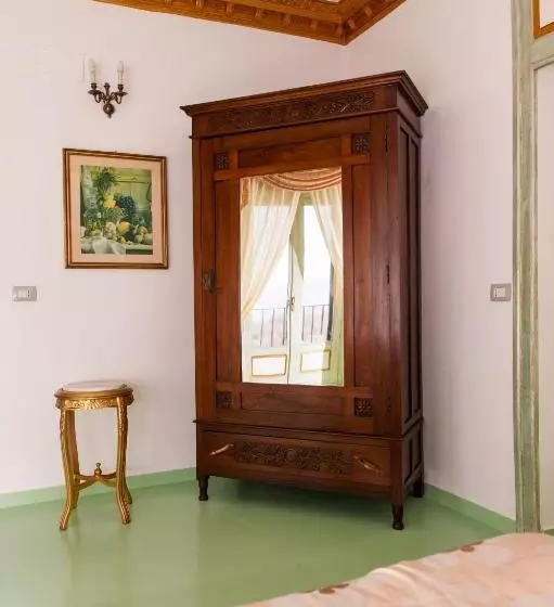 Aamiaismajoitus (B&B) La Dimora Antica