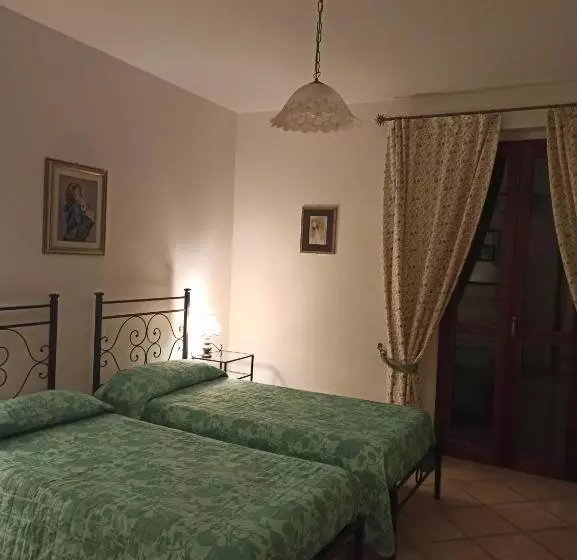 ホテル Agriturismo Oasi Del Pianettino