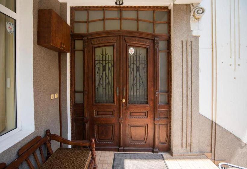 膳宿费 Art Studios Elsor