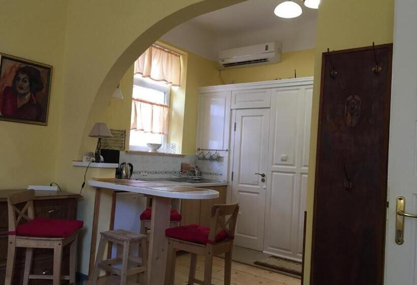 膳宿费 Art Studios Elsor