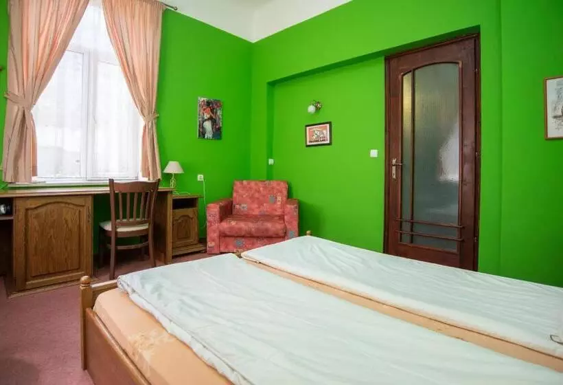 پانسیون Art Studios Elsor