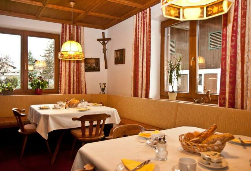 ペンション Ehstandhof