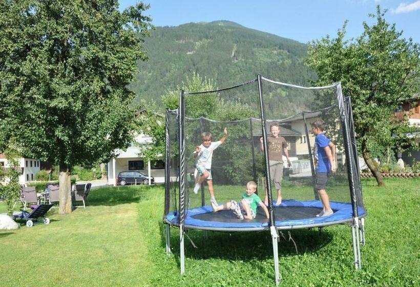 ペンション Ehstandhof