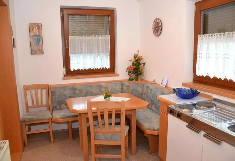 Majatalo Gästehaus Bachmann