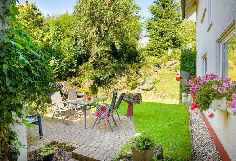 پانسیون Haus Quentin