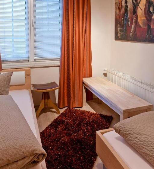 پانسیون Haus Quentin