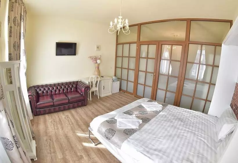 پانسیون La Maisonnette