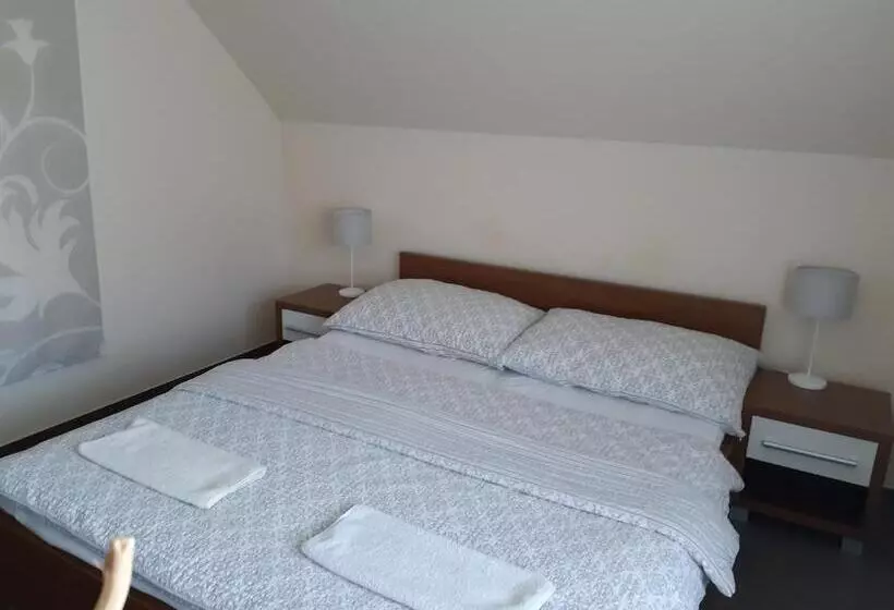 Majatalo Penzion Hastrman