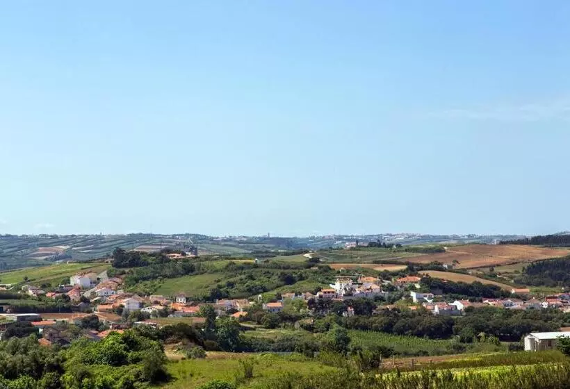 Retkeilymaja The Maverick Surfvillas