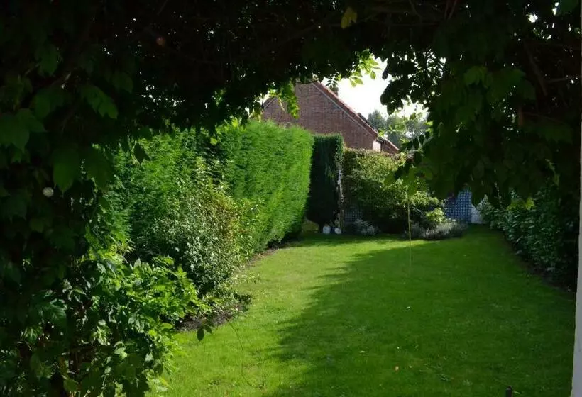 Aamiaismajoitus (B&B) Chez Jeanne Et Vittorio