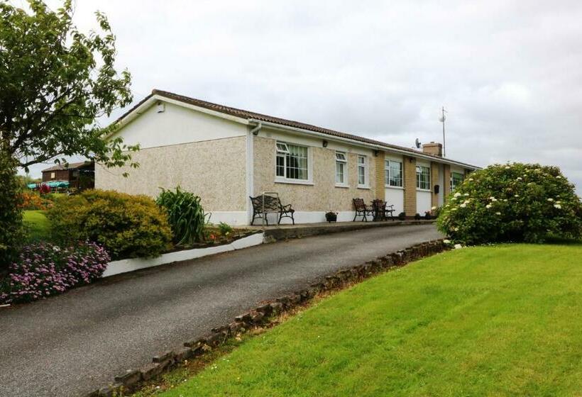 Bed and Breakfast Comeragh View