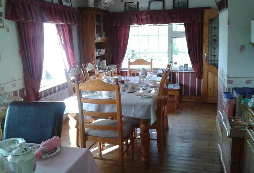 Bed and Breakfast Comeragh View