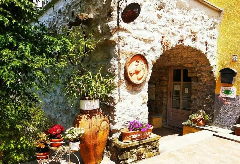 Aamiaismajoitus (B&B) Country House La Scortica