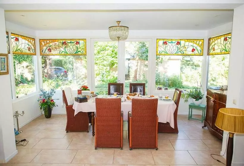 Bed And Breakfast Hoorn