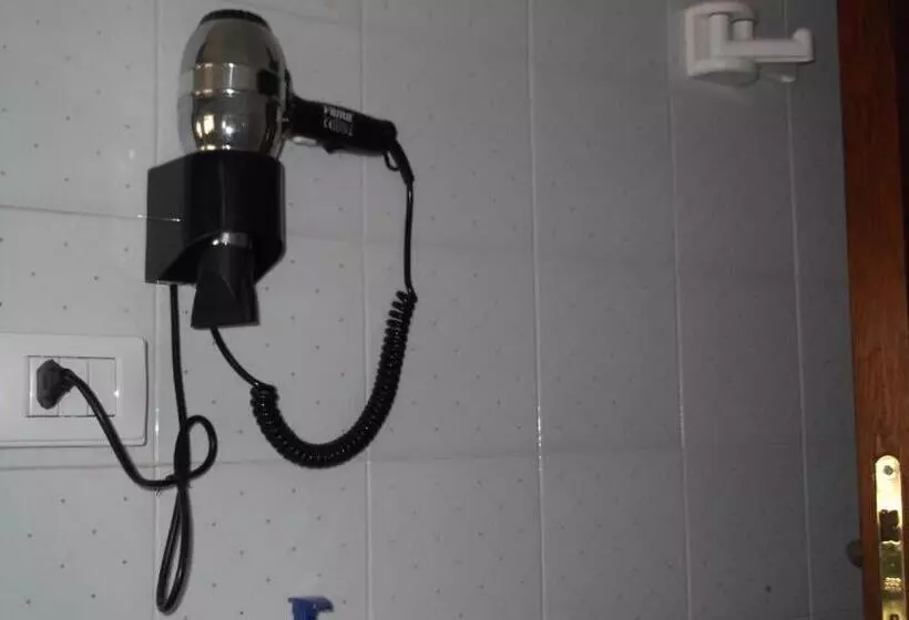 تختخواب و صبحانه Solimarina