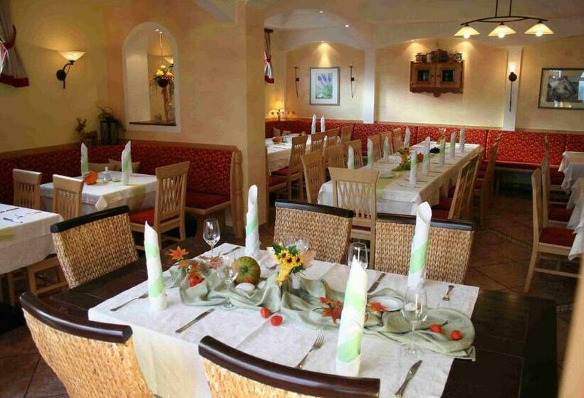 Gasthof Pension Perauer