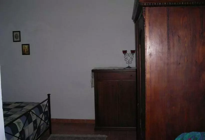 ホテル Agriturismo Podere Sottogello