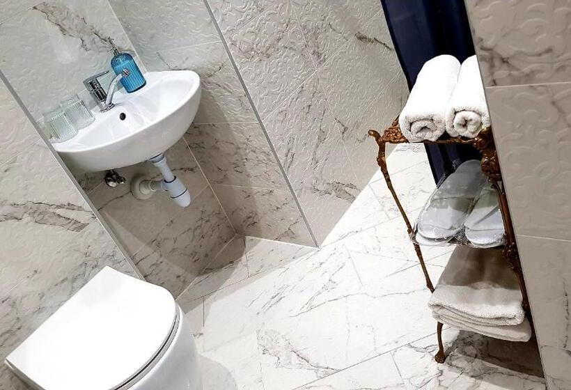 هتل Jugend With Self Check In