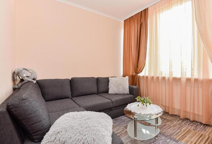 هتل Jugend With Self Check In