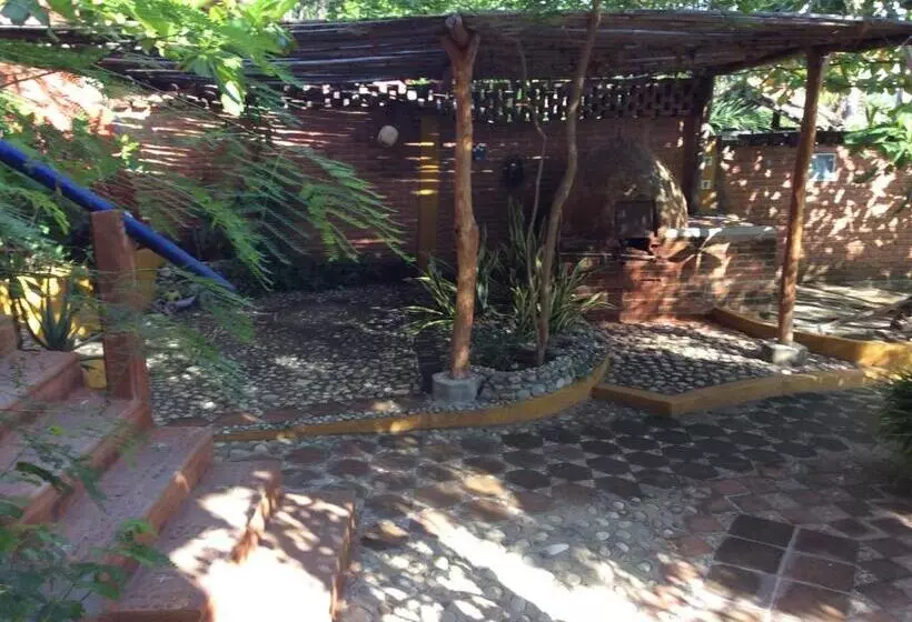 Majatalo Casa Gundi Y Tomas