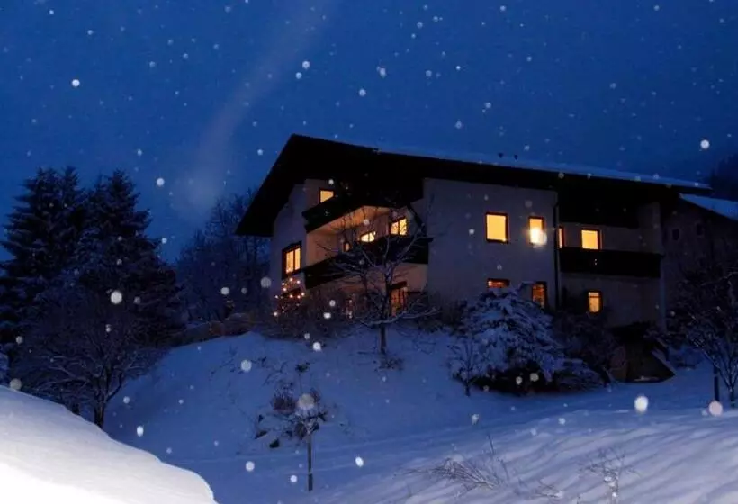 Majatalo Gästehaus Steinerhof