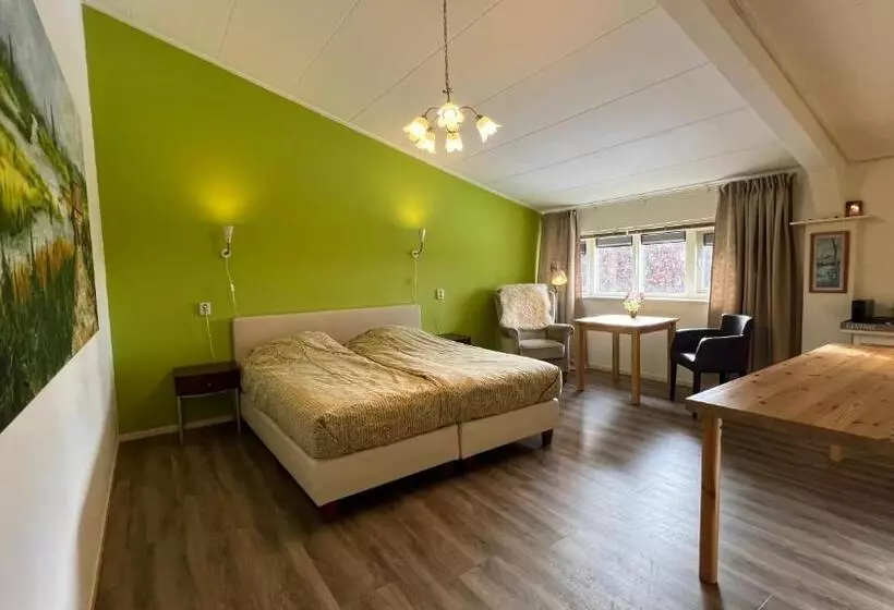 Aamiaismajoitus (B&B) De Sternhof